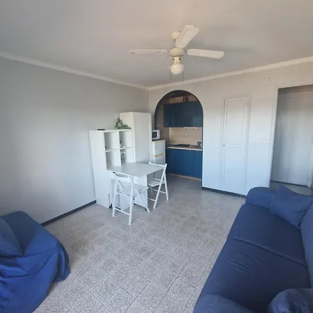 Le Cosy De L'etang 아파트