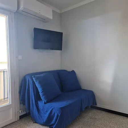 Le Cosy De L'etang 아파트